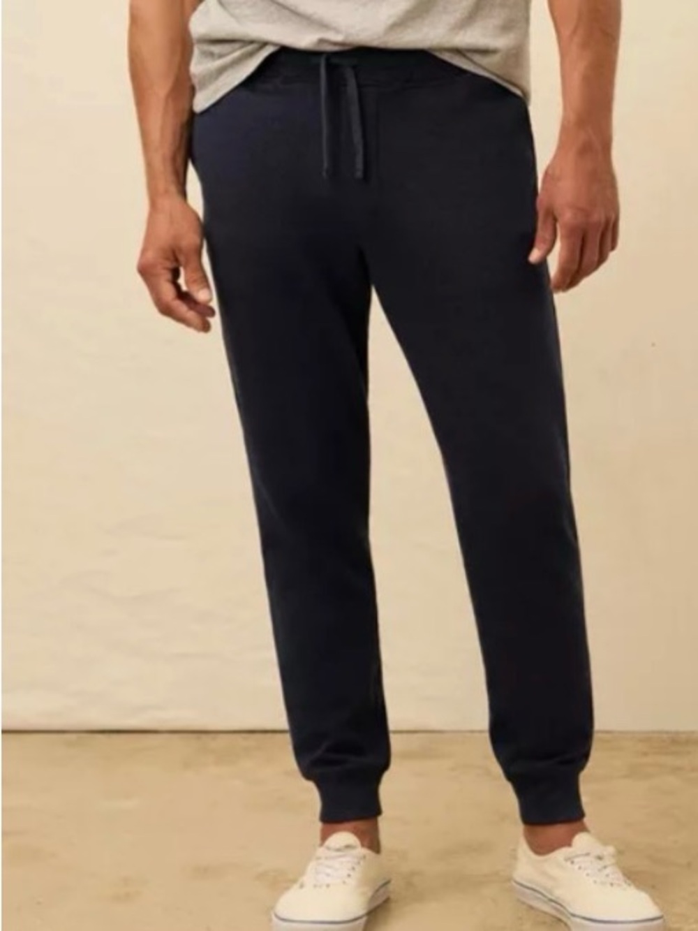 Faherty Navy Drawstring Joggers for Men size M